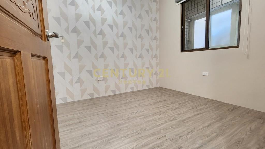 龍安商圈升降機械優質3房車