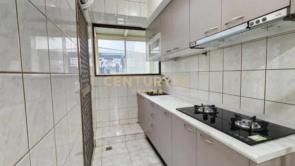 龍安商圈升降機械優質3房車