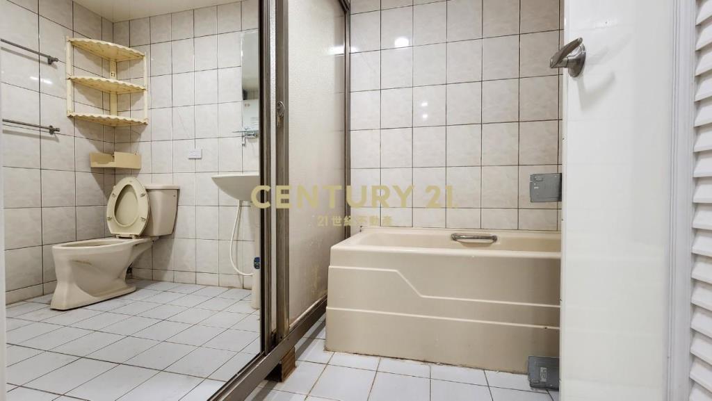 龍安商圈升降機械優質3房車