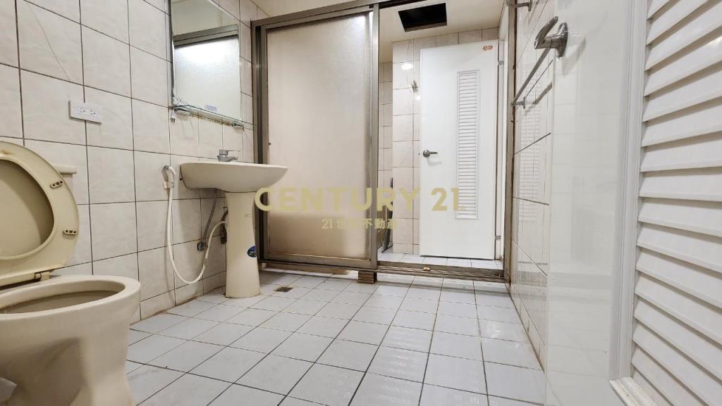 龍安商圈升降機械優質3房車