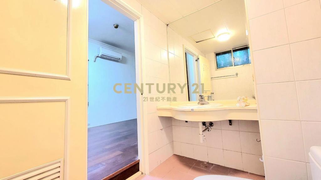 桃園龍安商圈宏國真愛E區優質3房車