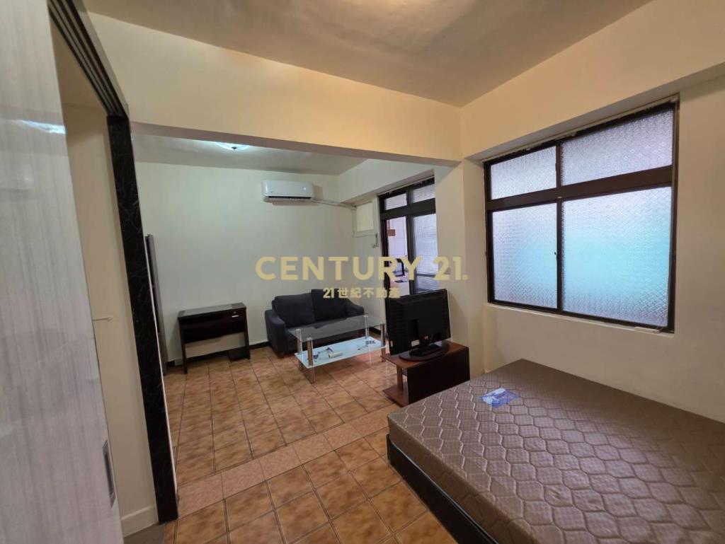 桃園市議會收租景觀套房+2房