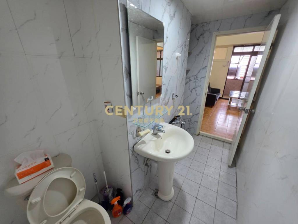 桃園市議會收租景觀套房+2房