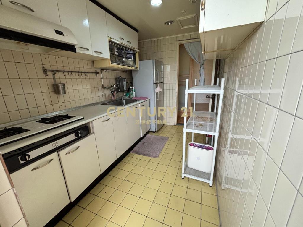 桃園市議會收租景觀套房+2房