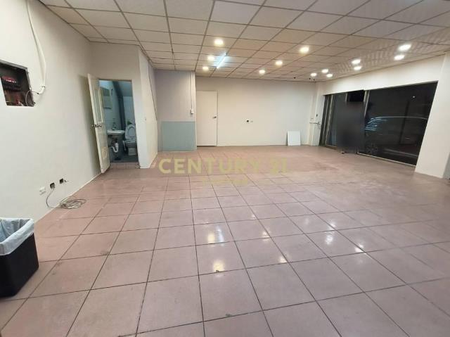 桃園站前東門國小三角窗2層樓收租店面+車