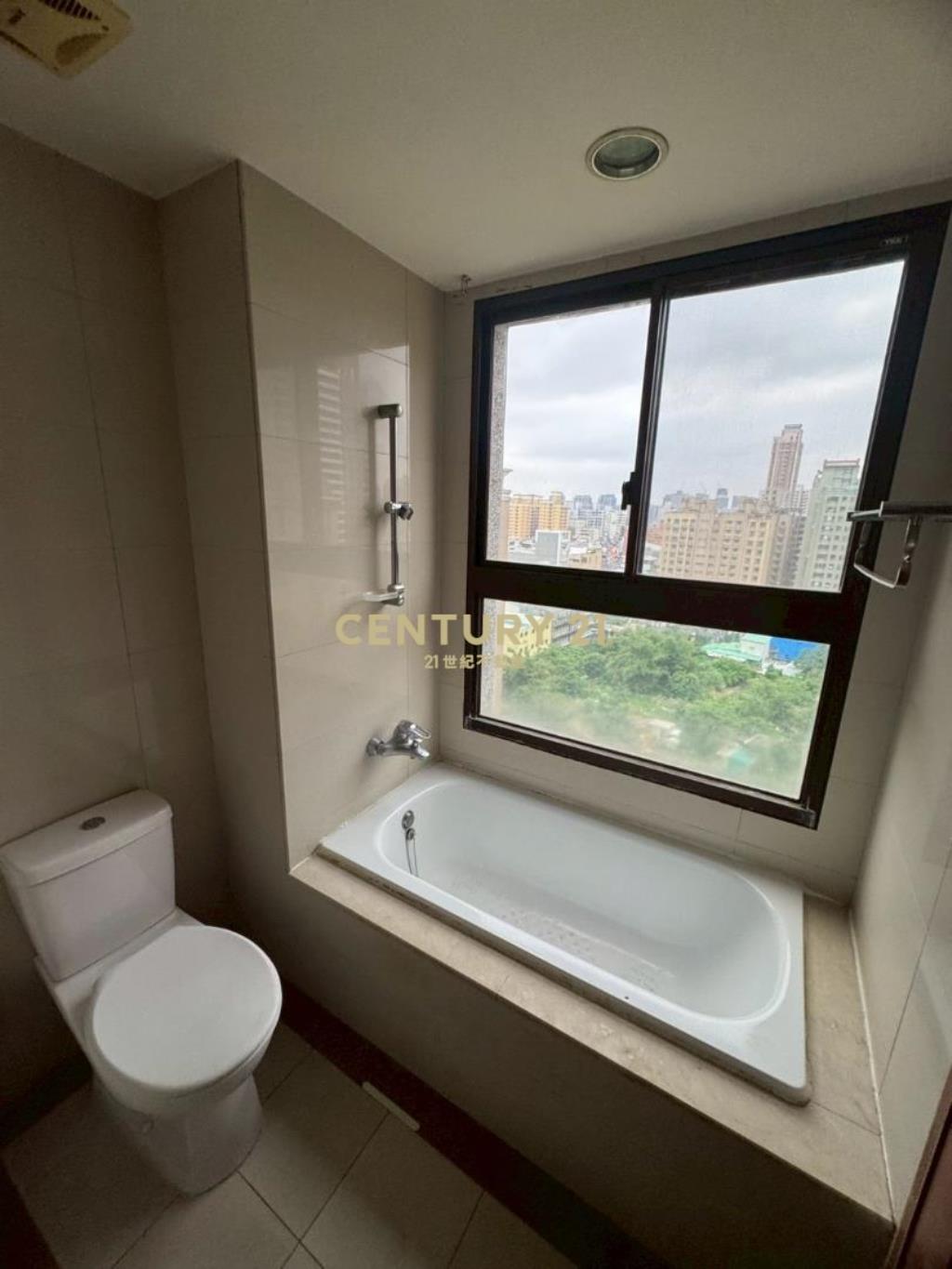 中悅桂冠｜單層單戶．稀有釋出 大器典藏