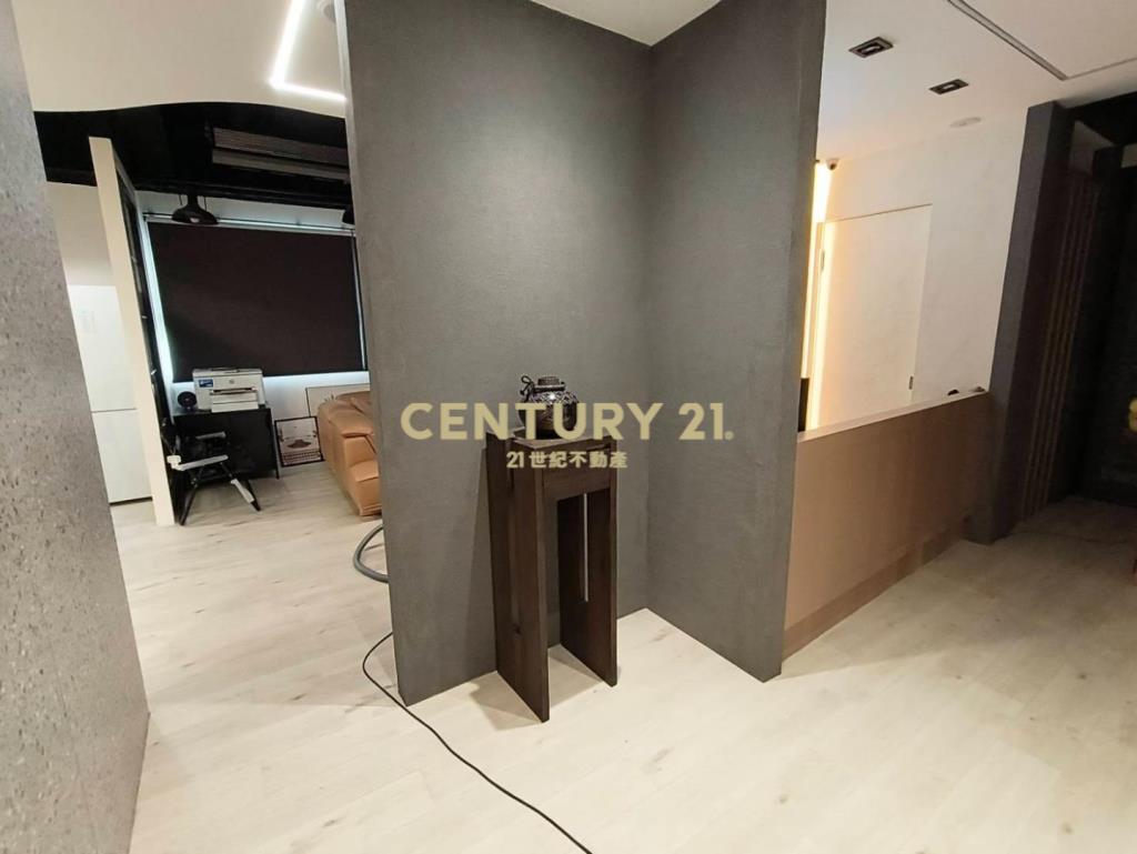 桃園中正路雙捷運高投報收租商辦