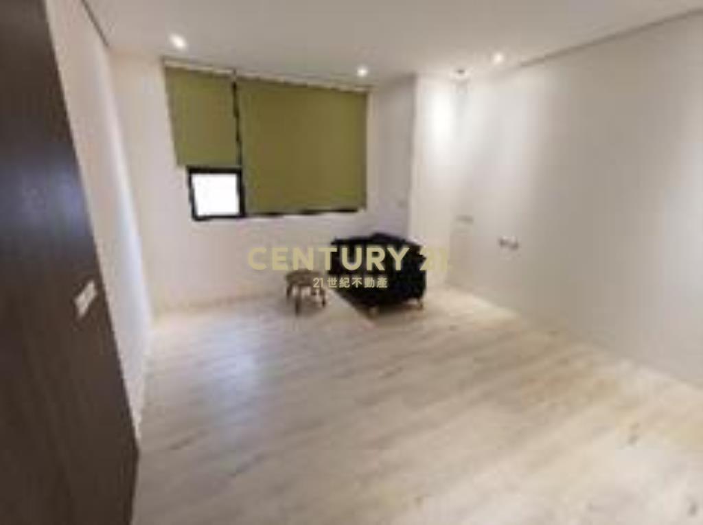 桃園中正路雙捷運收租10套房雙併商辦