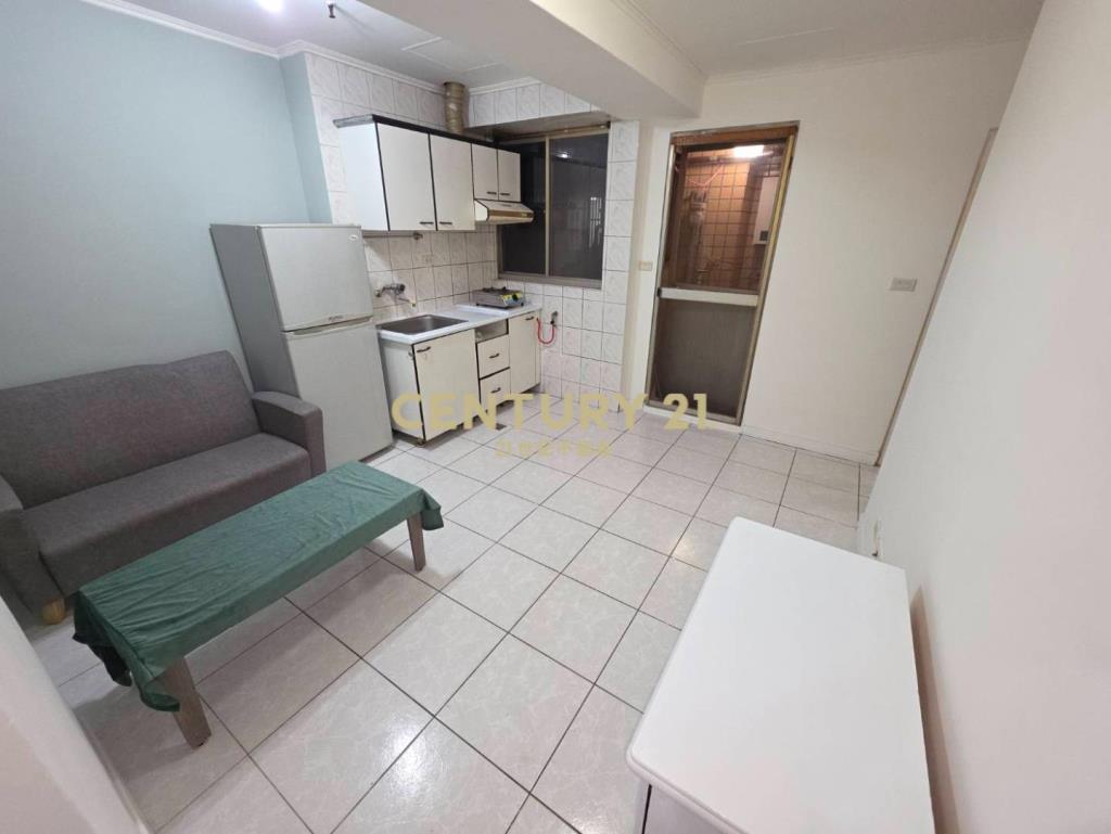 專委｜冠倫大國明亮採光一房一廳收租大套房