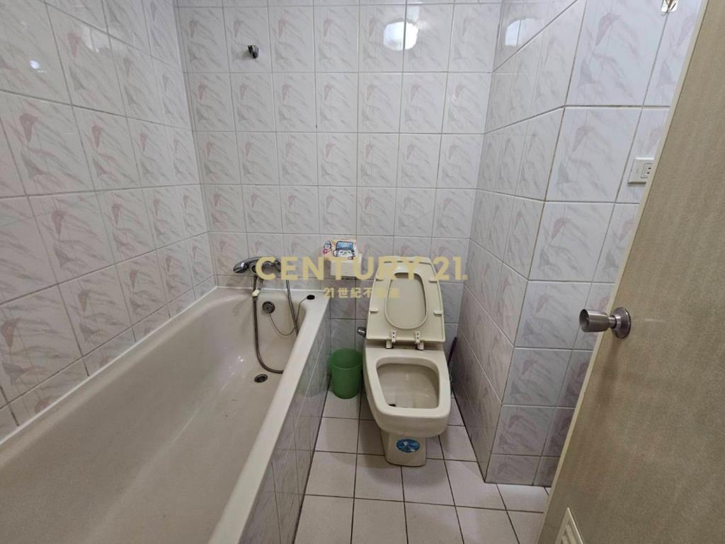 專委｜冠倫大國明亮採光一房一廳收租大套房