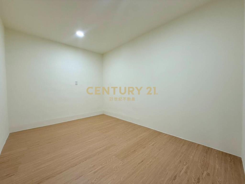 南平市場藝文G11次頂樓整新裝潢3房公寓