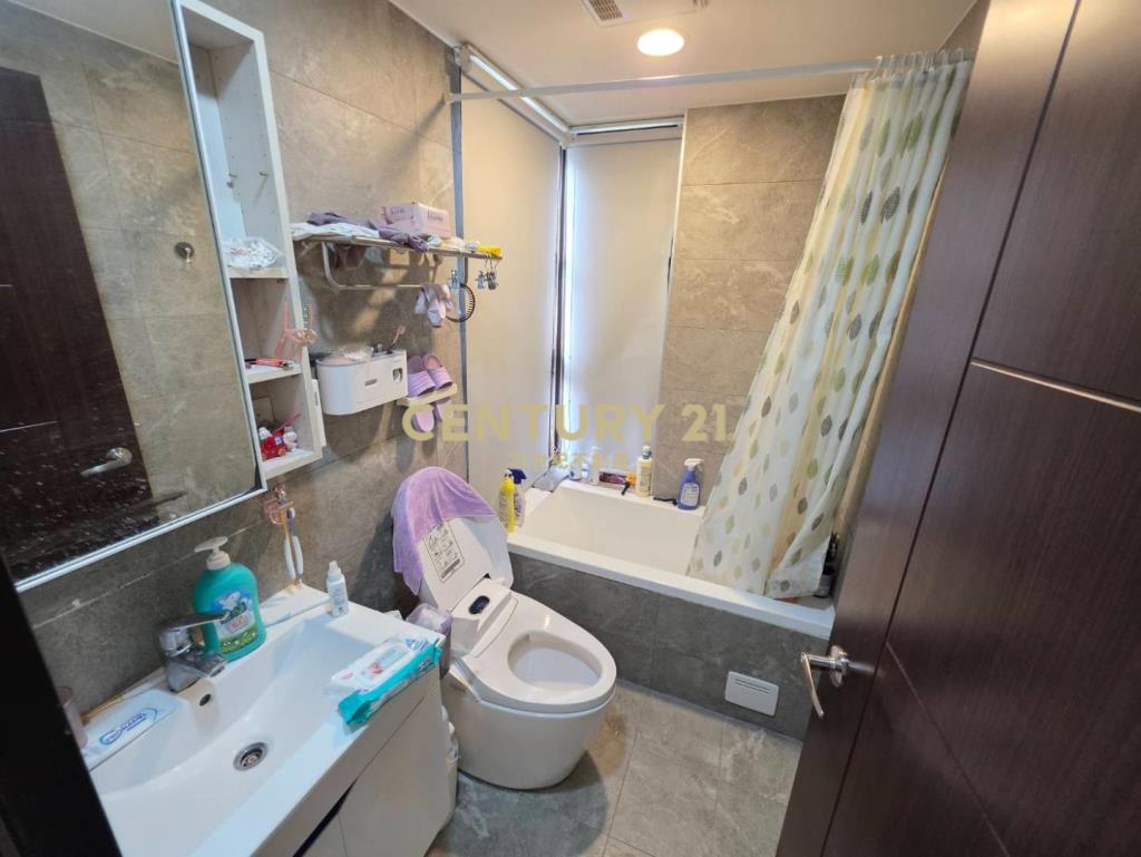 上南崁合遠涵萃景觀裝潢3改2房車