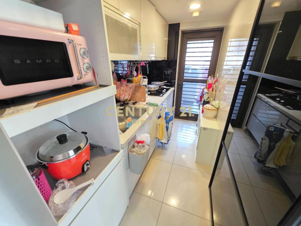 上南崁合遠涵萃景觀裝潢3改2房車