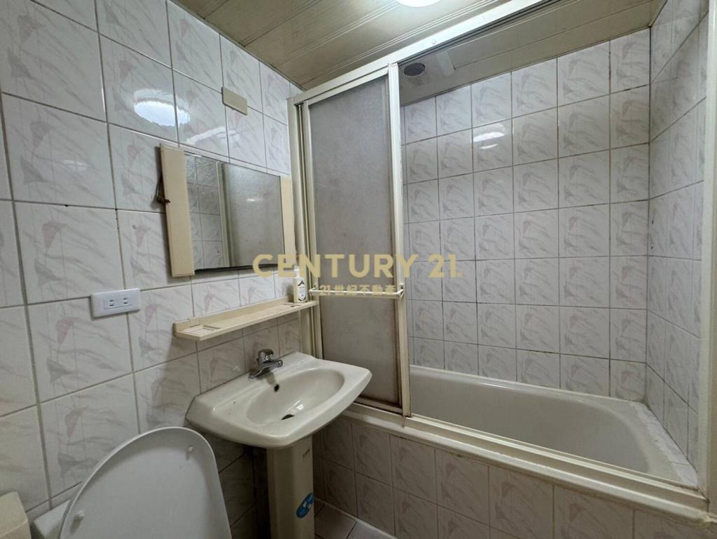 冠倫大國前排高樓層邊間景觀收租4房