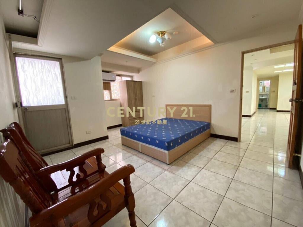 冠倫大國前排A1棟邊間收租4房