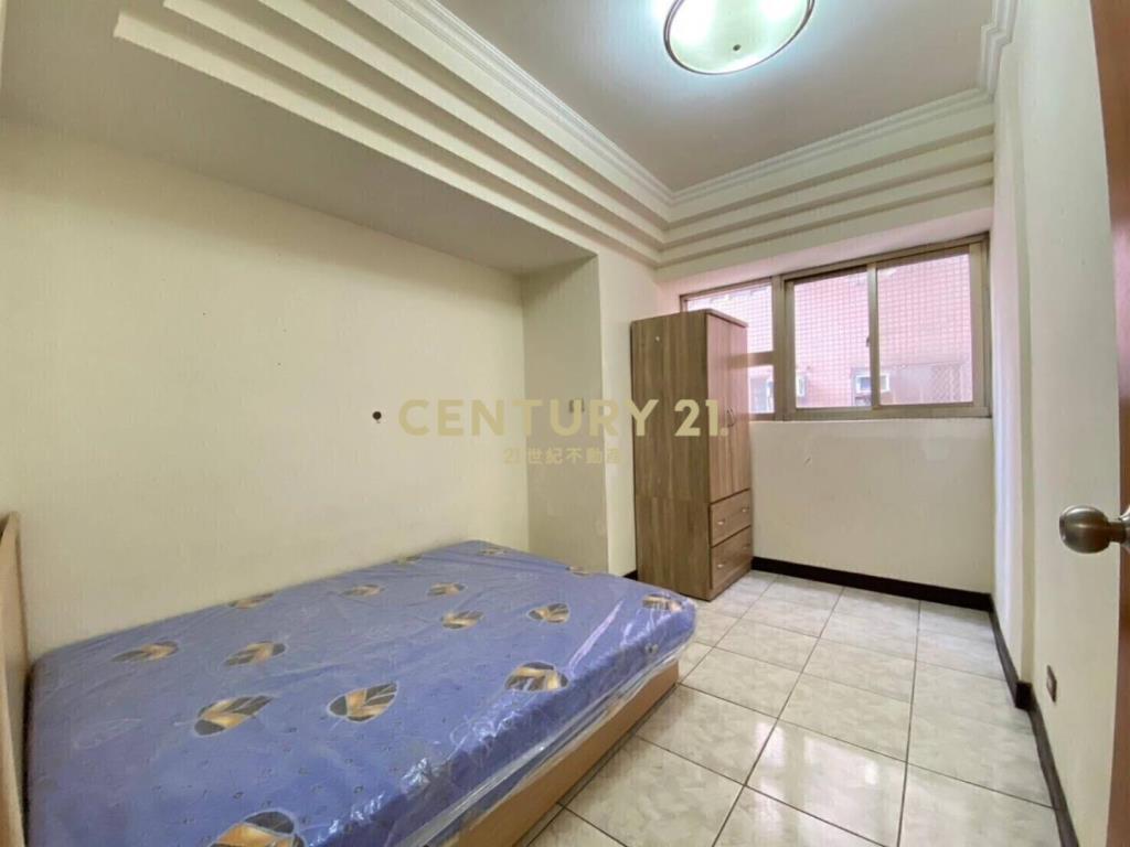 冠倫大國前排A1棟邊間收租4房