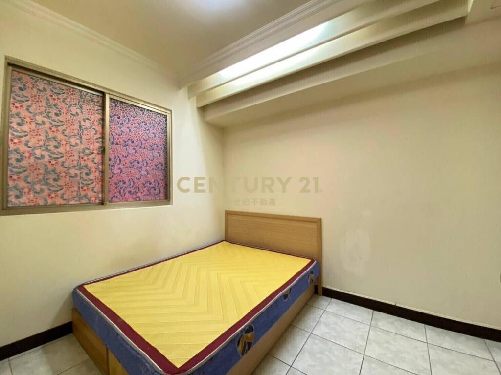 冠倫大國前排A1棟邊間收租4房