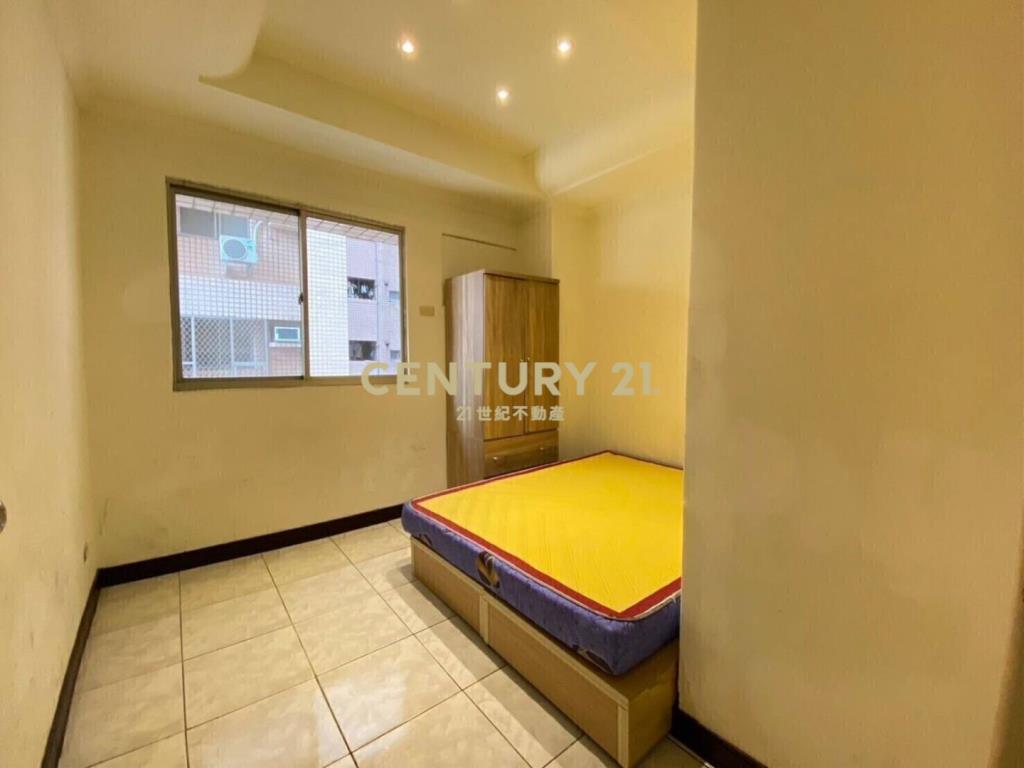 冠倫大國前排A1棟邊間收租4房