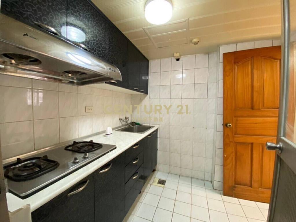 冠倫大國前排A1棟邊間收租4房