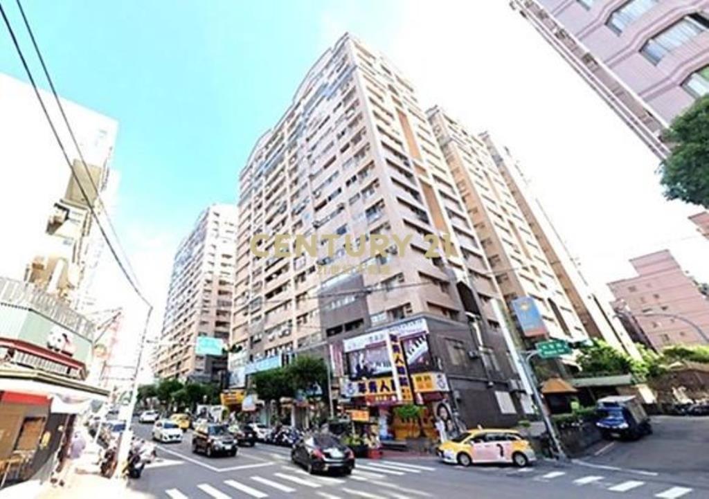 冠倫漂亮樓層邊間收租4改3房