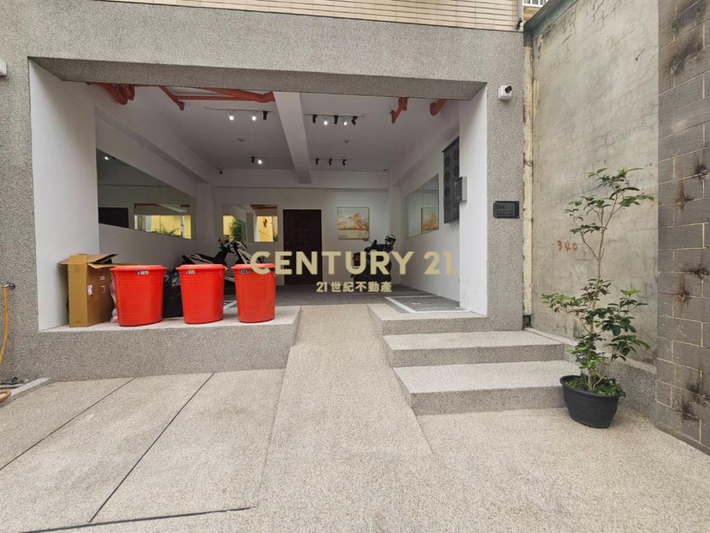 興二街全新自建收租15套房電梯透天