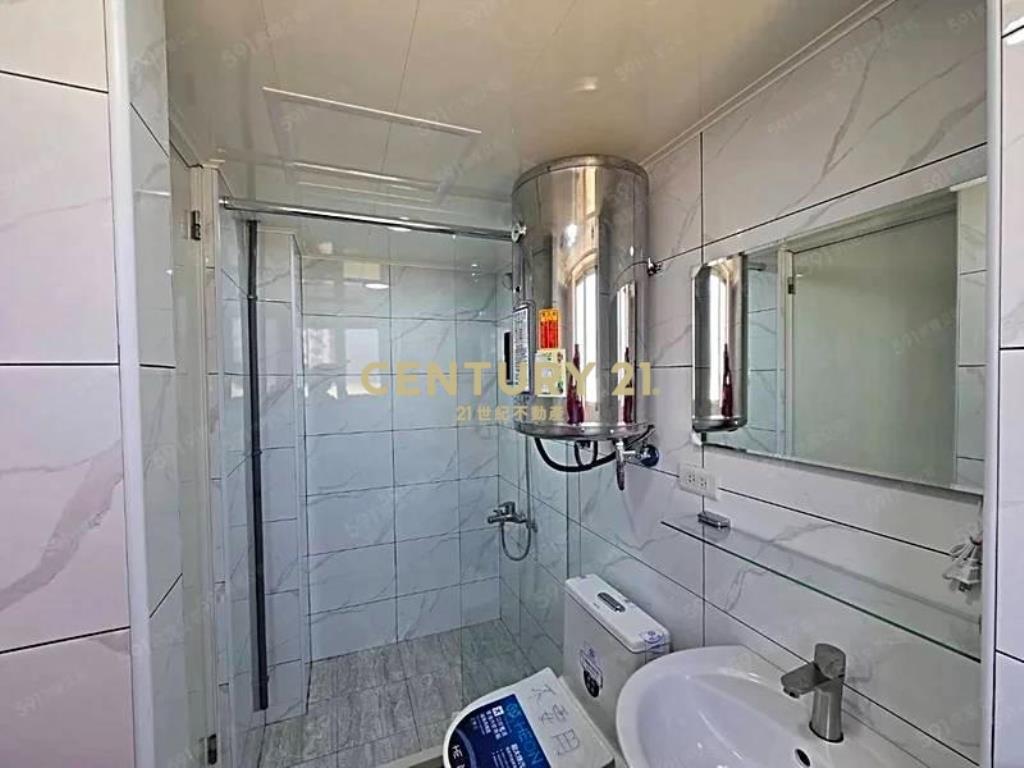 興二街全新自建收租15套房電梯透天