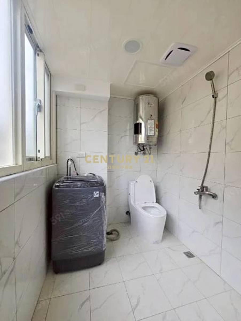 興二街全新自建收租15套房電梯透天