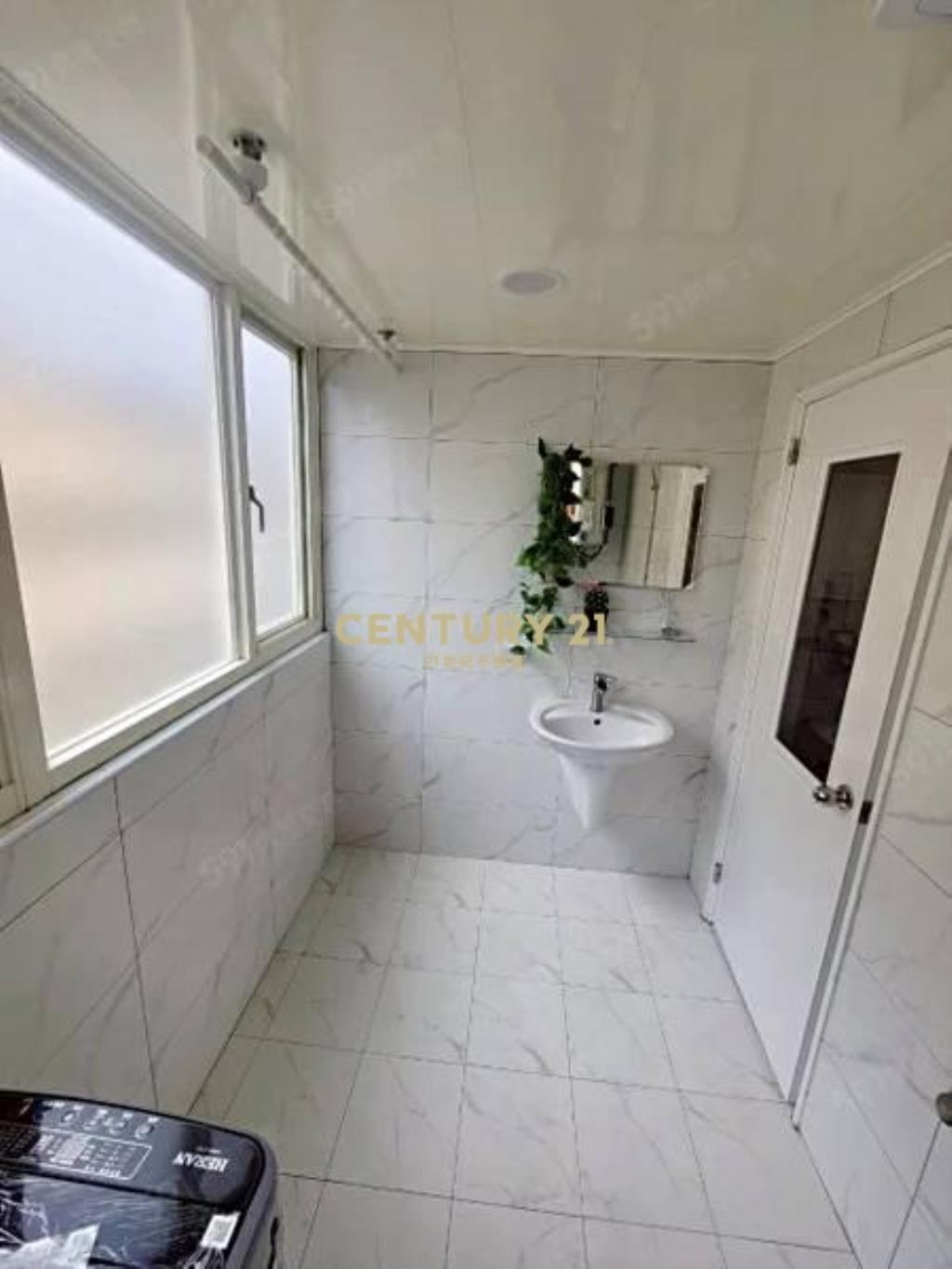 興二街全新自建收租15套房電梯透天