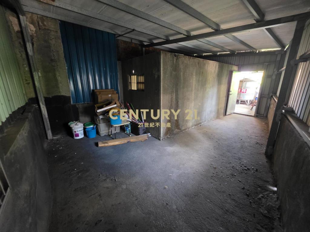 桃園站前民生路大面寬三角窗整新透天