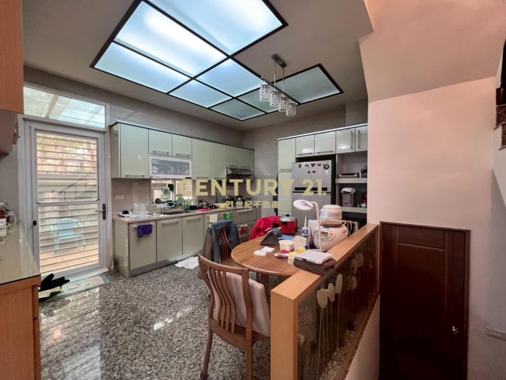 宜誠金品(鑽石區)透天別墅超大坪數4房