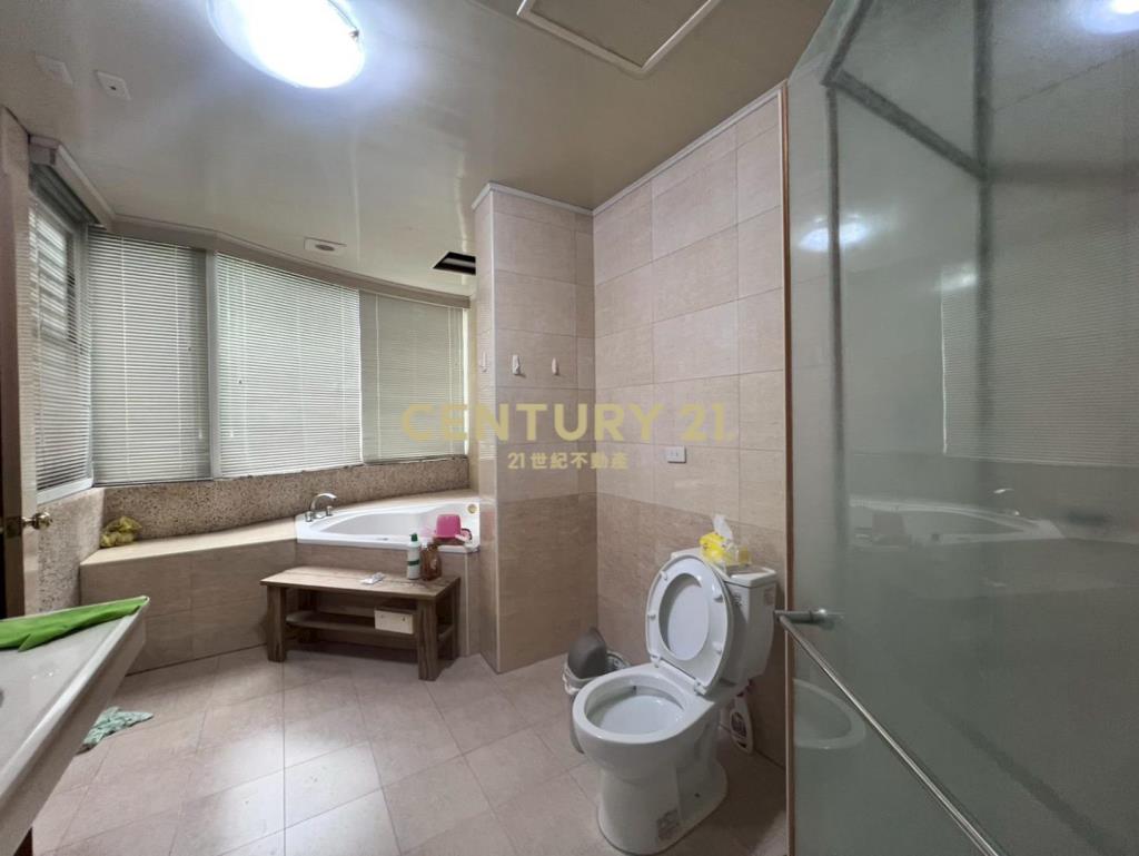 宜誠金品(鑽石區)透天別墅超大坪數4房