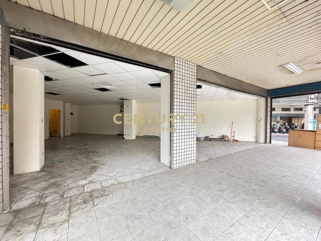 鄰中路縣府商圈｜仁愛路大面寬三角黃金店面