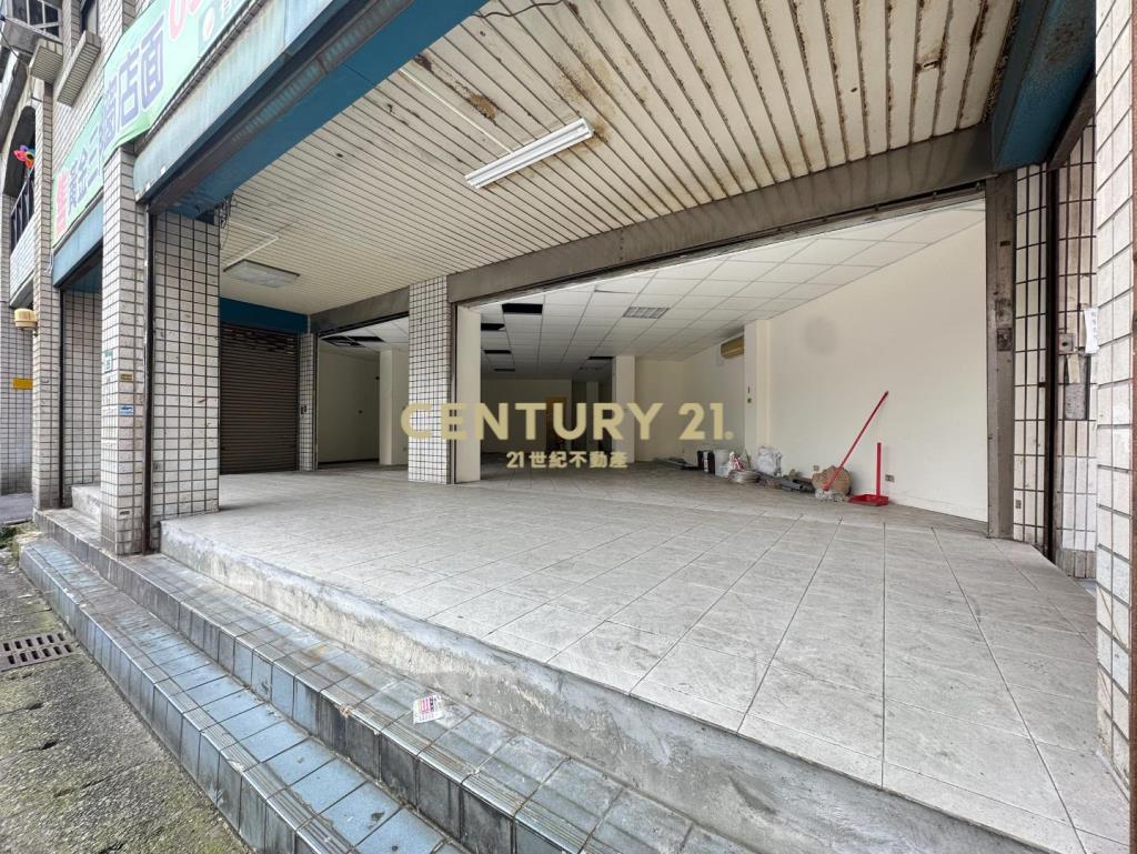 鄰中路縣府商圈｜仁愛路大面寬三角黃金店面