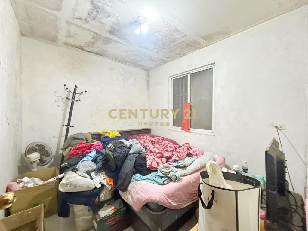 過嶺中平國小｜民族商圈低總價成家4房透天
