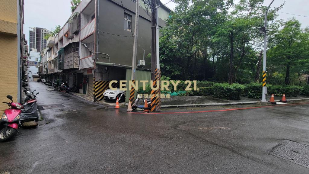 近中路特區溫州公園華廈優質4房