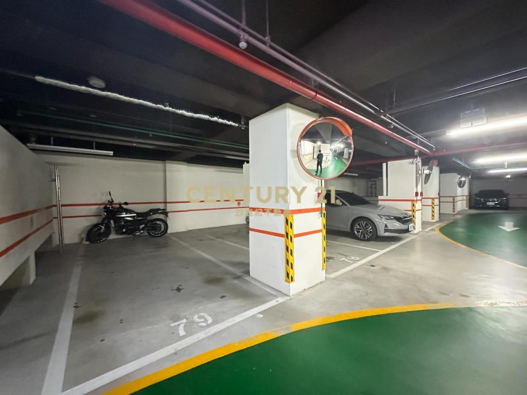 楊梅金山商圈｜鴻築里昂次頂樓景觀3房車