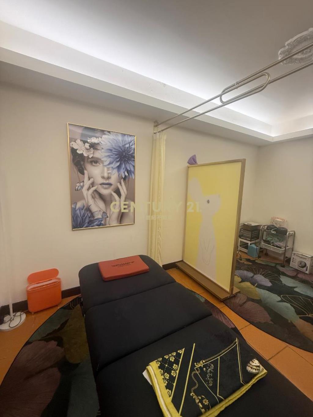 桃園夜市旁美容室出租
