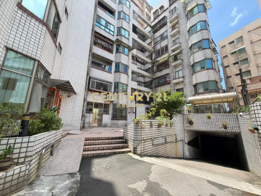 內壢環中商圈｜低總價大坪數電梯2房雙衛浴