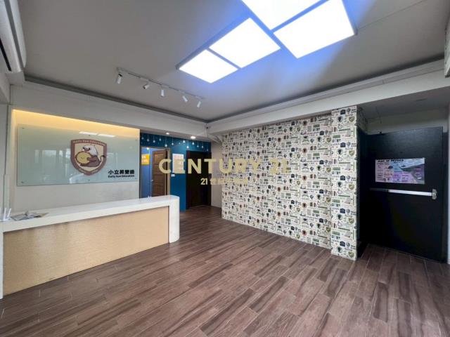 普仁國小旁5年新整棟電梯透天