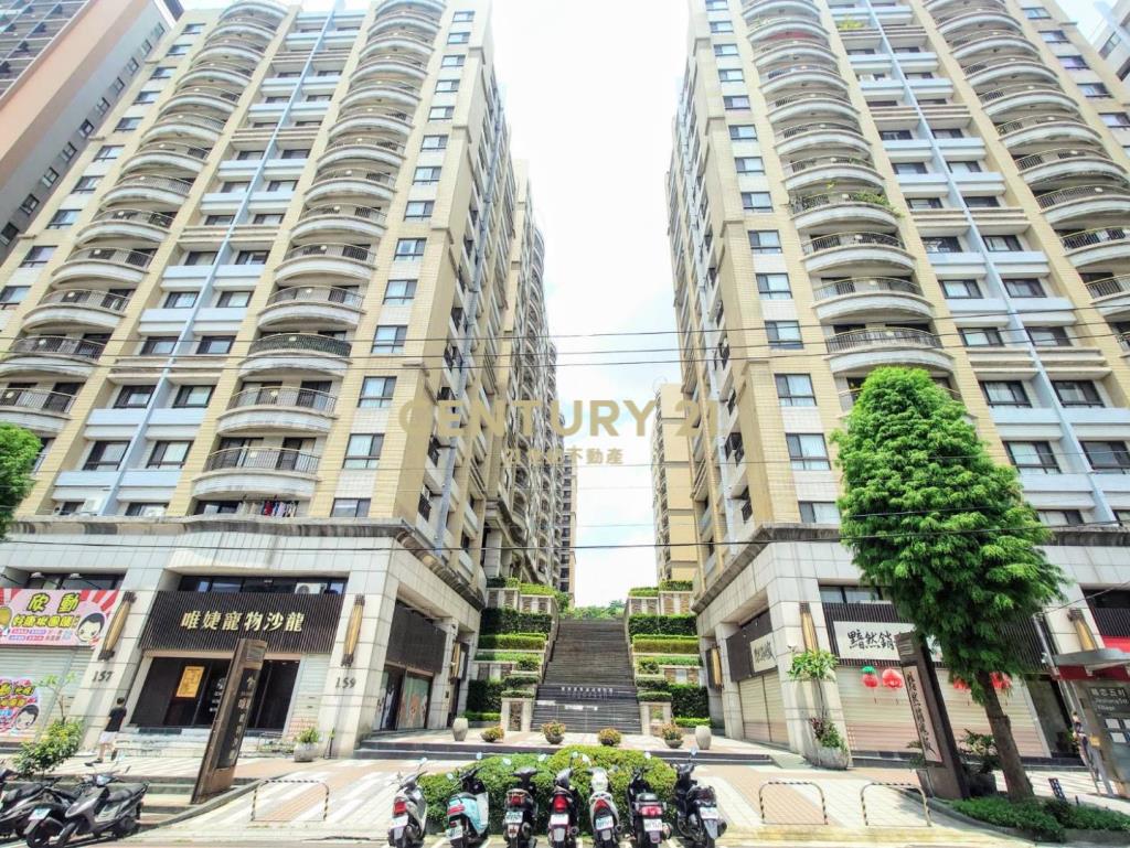 璟都湯城綠景次頂樓4房車