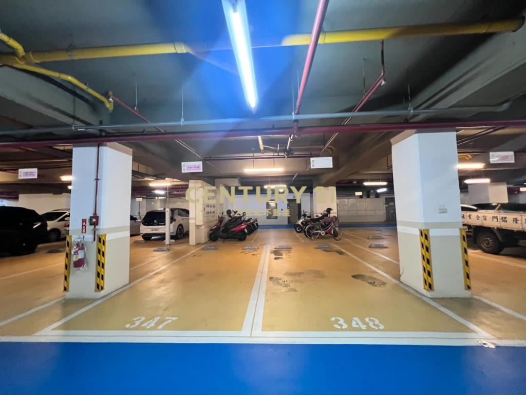 合雄君璽邊間大坪數高樓景觀優質4房三車位