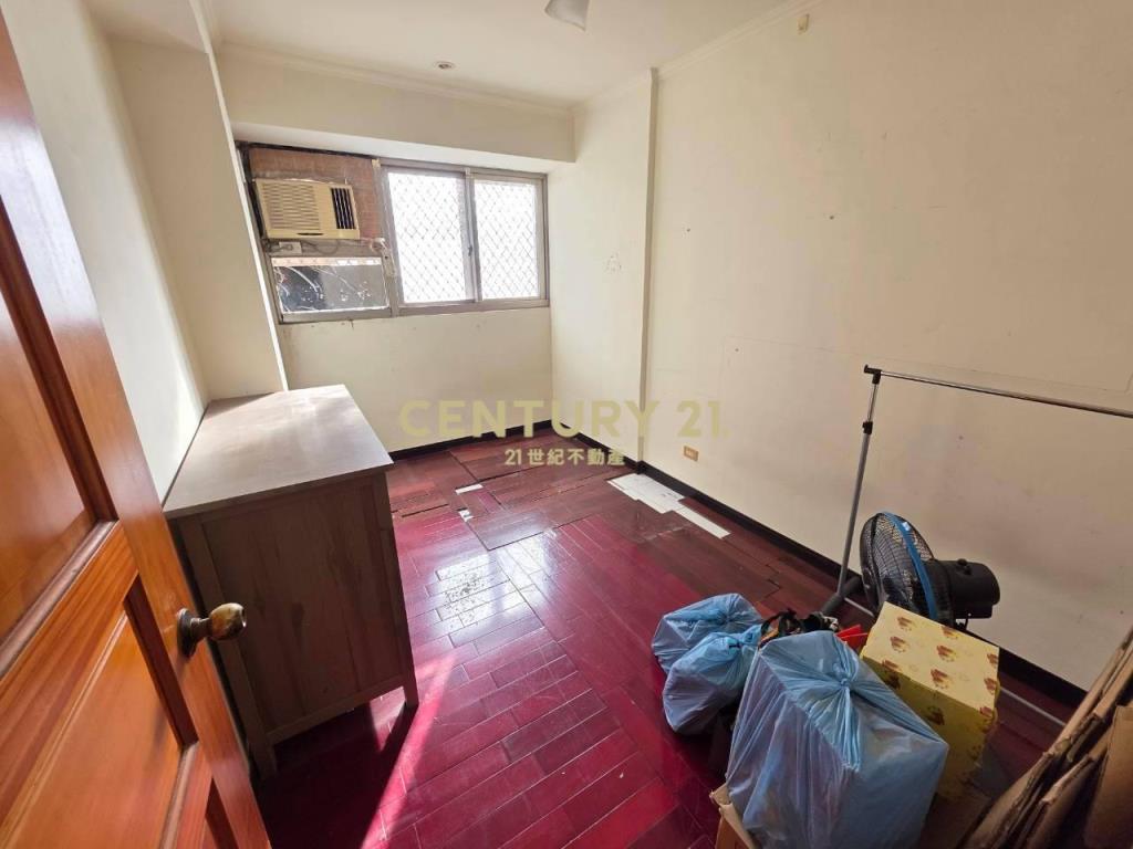 冠倫高樓層邊間衛浴開窗大廚房明亮3房