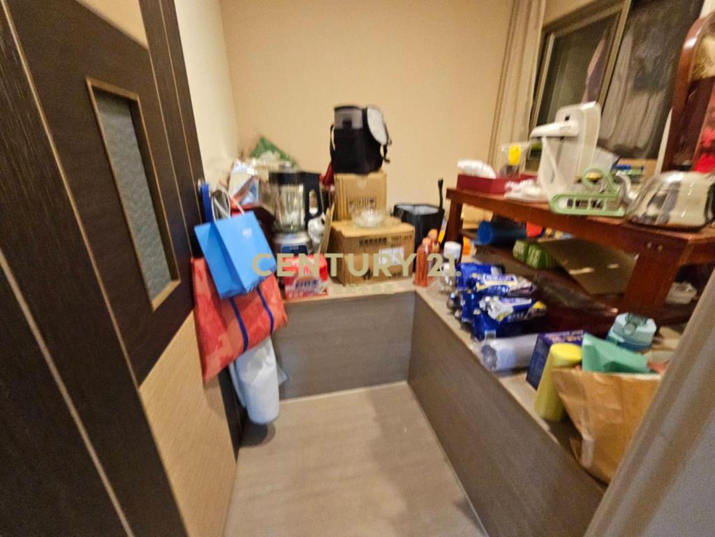冠倫大國前排邊間裝潢4房車