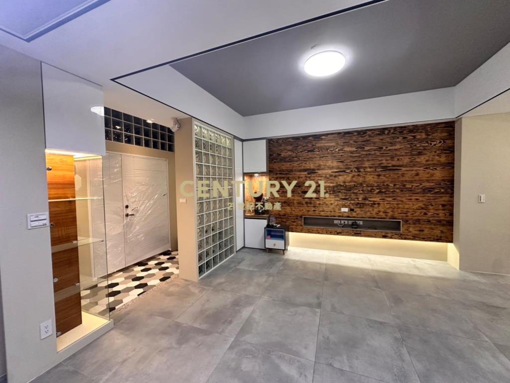 龜山大景小城社區大坪數一樓