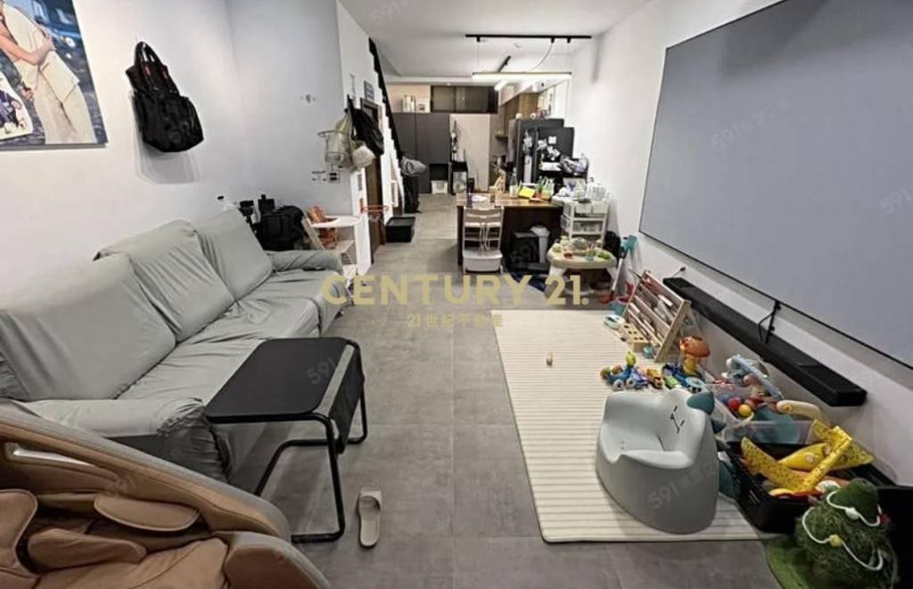 龜山光明街時尚裝潢4層樓3套房透天