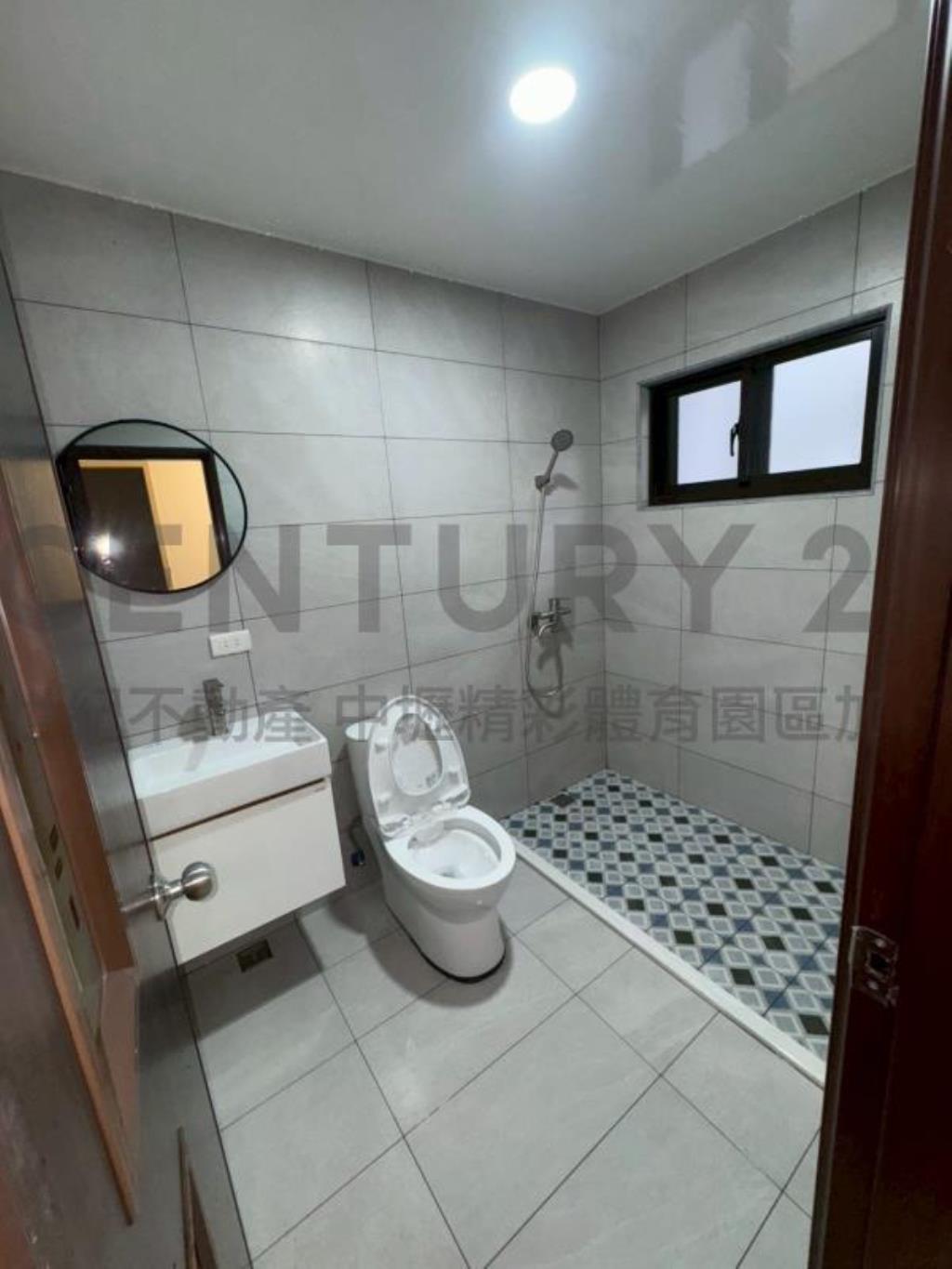 [精彩]龍潭804大面寬整新美透天