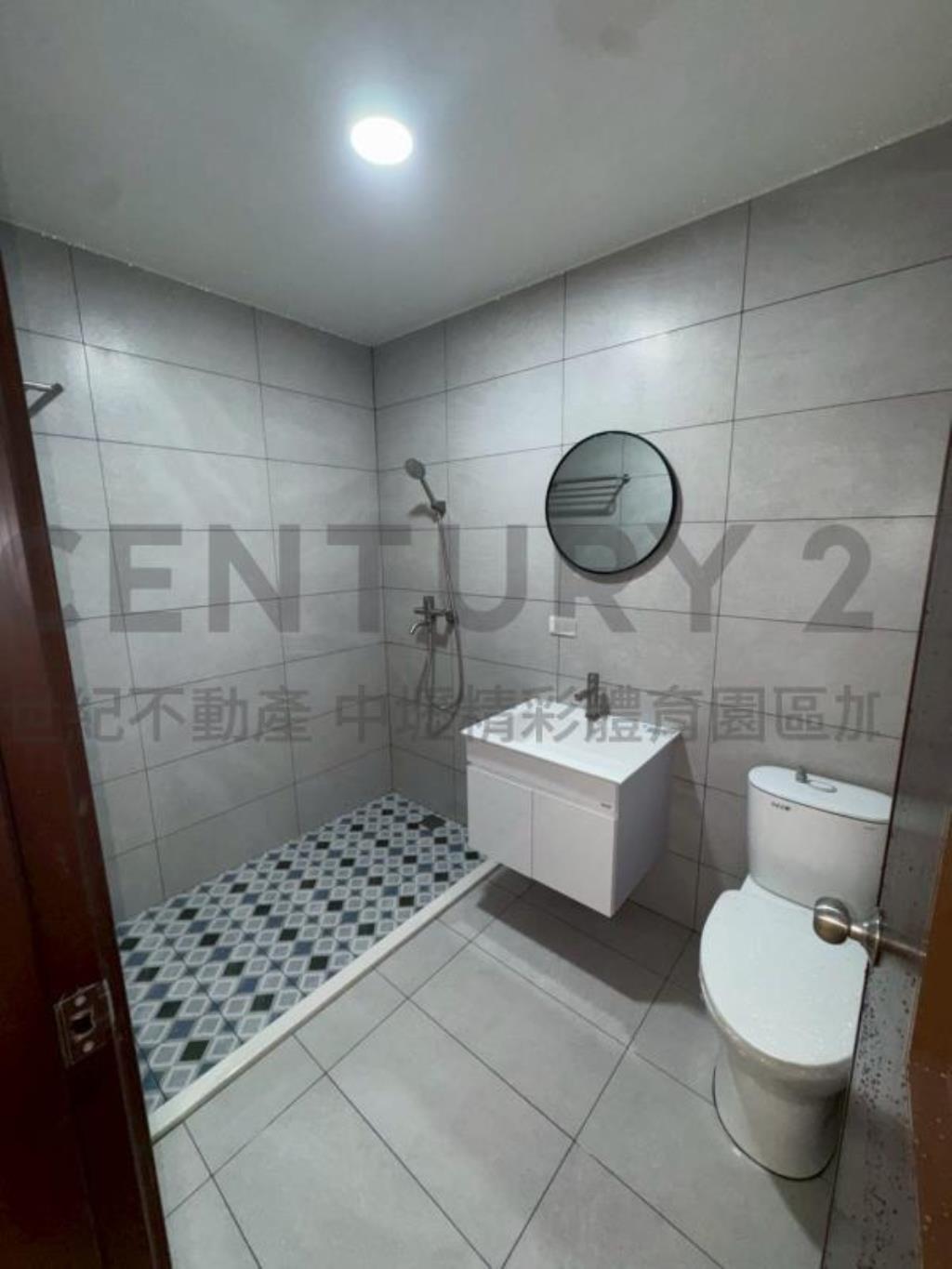 [精彩]龍潭804大面寬整新美透天