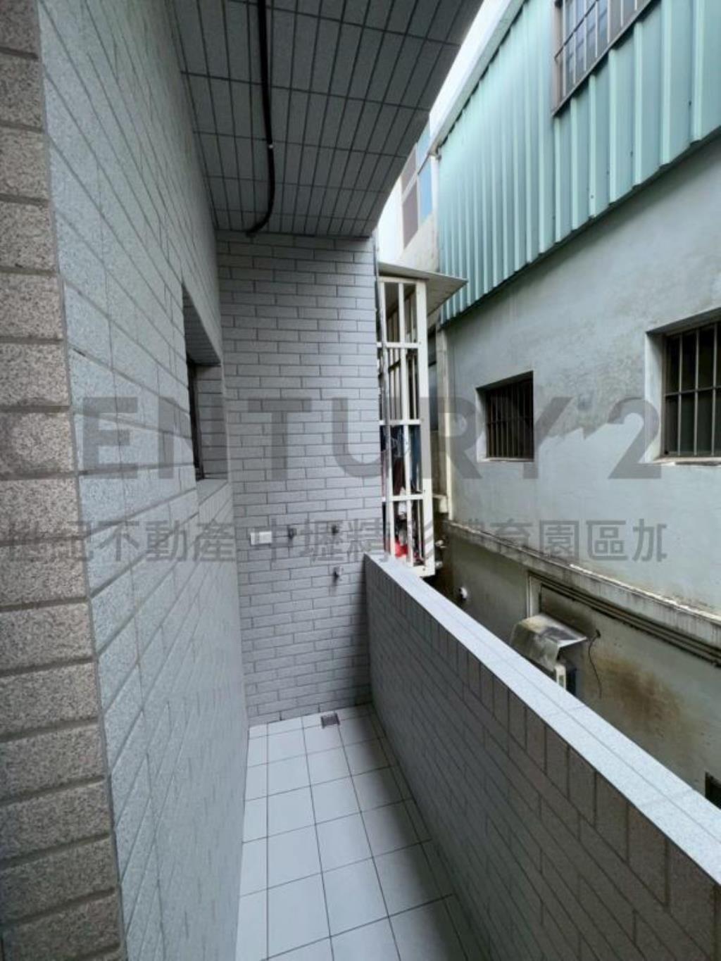 [精彩]龍潭804大面寬整新美透天