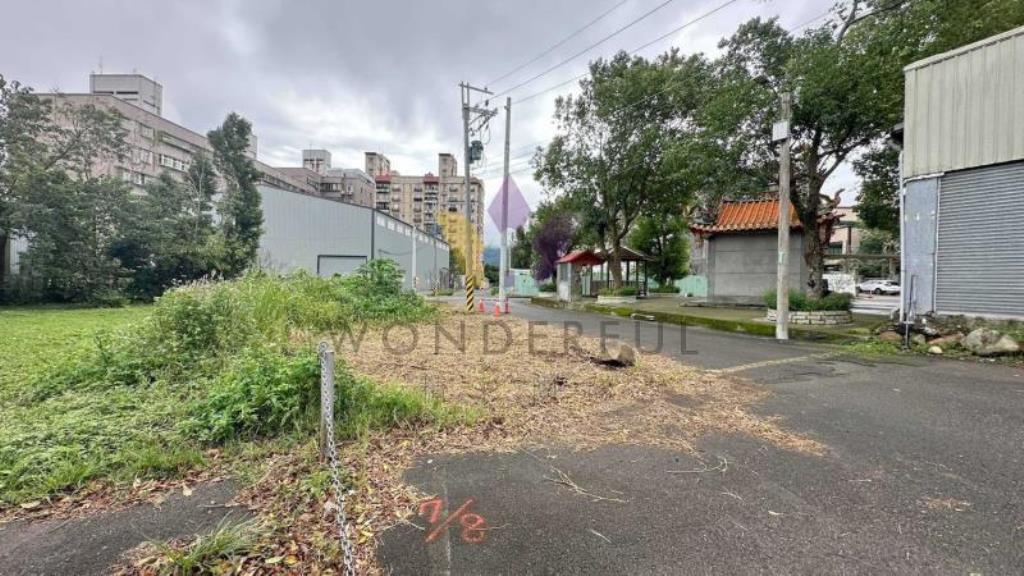 [精彩]龍潭中正路旁建地