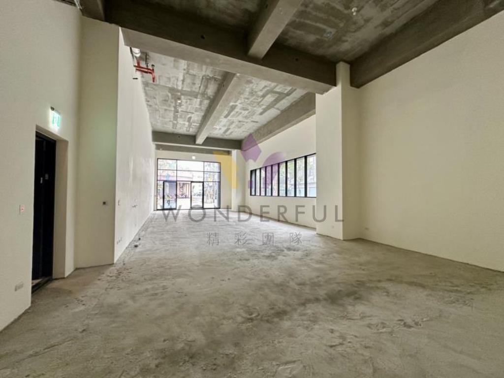 [精彩]新識界中壢後站店面廠辦+4個車位